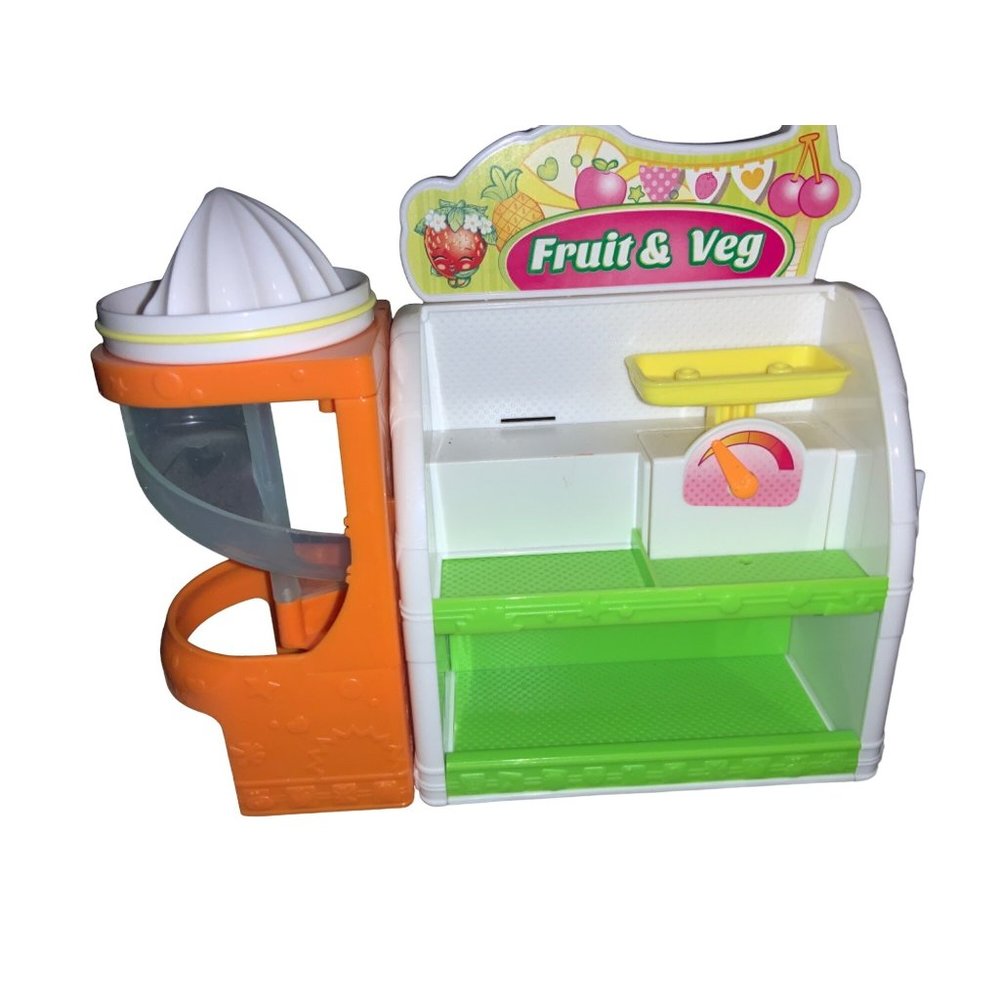 Moose Shopkins Fruit and Veg Stand with Figures Custom Set